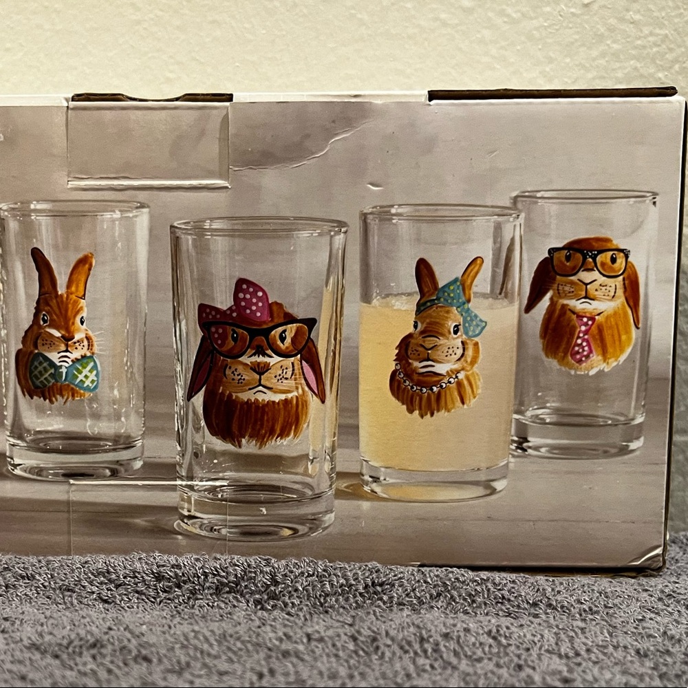 SOLD!! NIB Pier 1 "Nerd" Bunnies Water Glasses